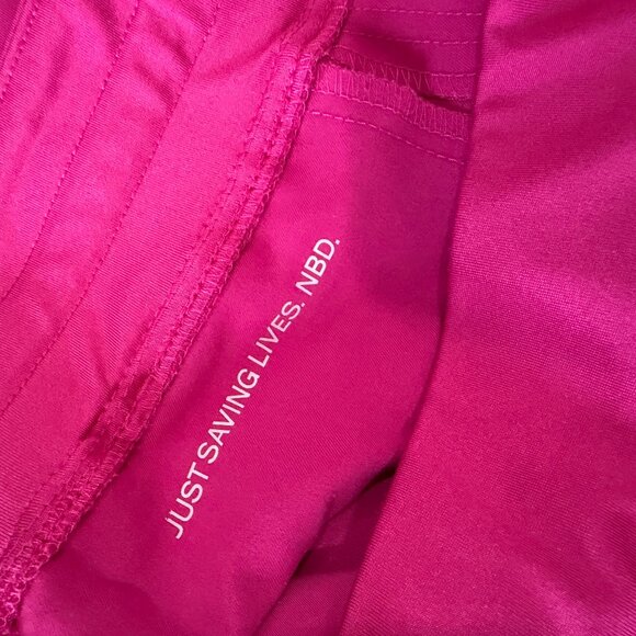 FIGS Technical Collection Hot Pink Joggers Scrubs Bottoms Pants Size Small - Picture 10 of 10